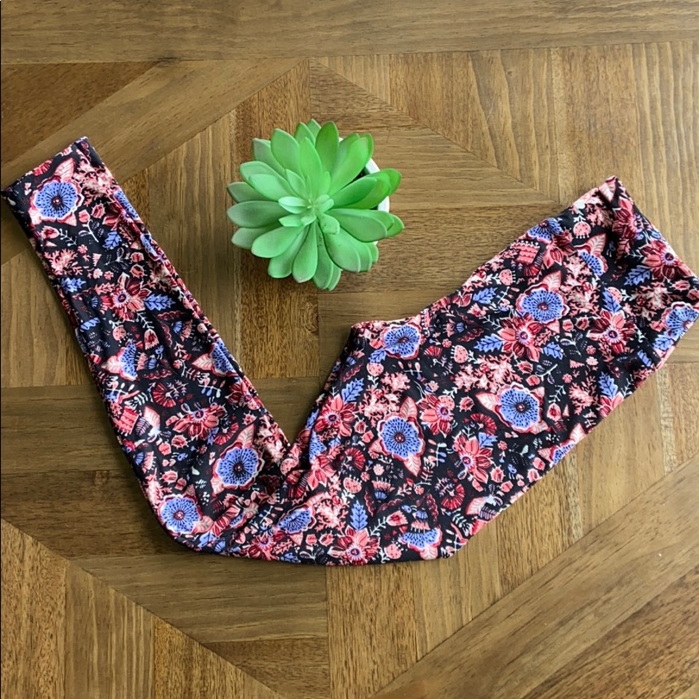 LuLaRoe one size leggings